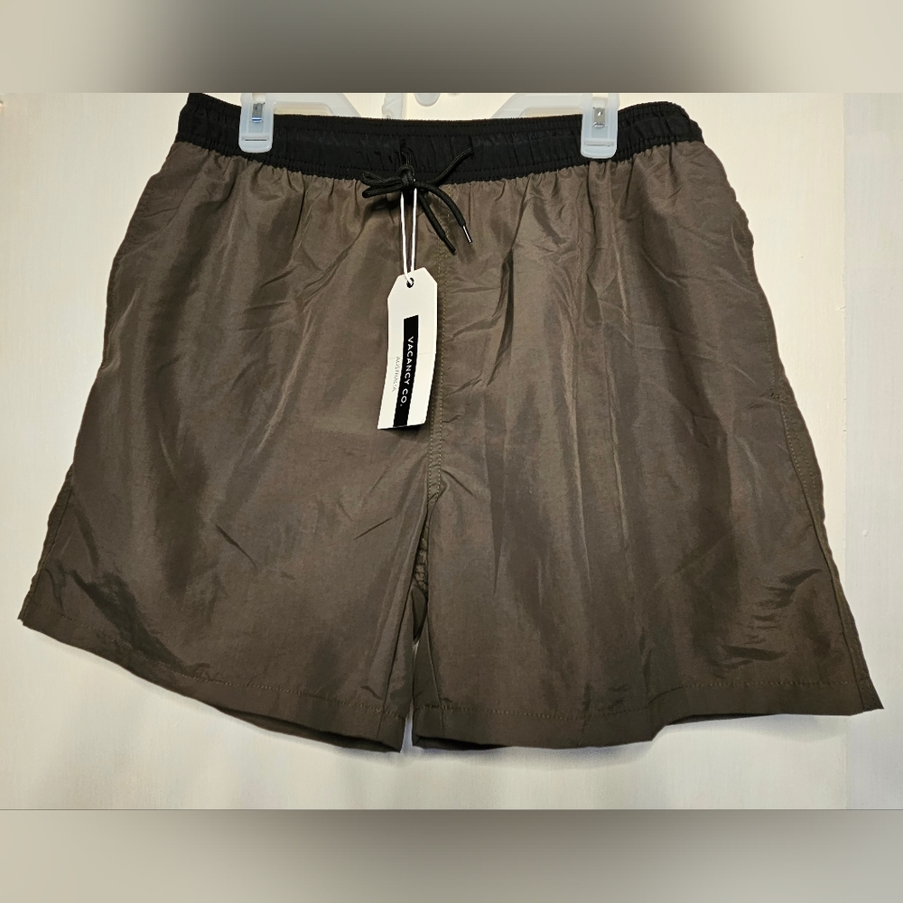 NWT Vacancy Co Austrailia men's swim shorts size XL brown and black